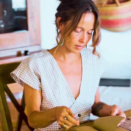 Somatic + Creative Writing with Mollie Mendoza July 15th