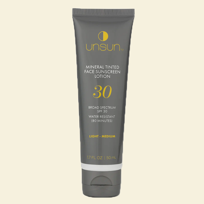 Mineral Tinted Sunscreen Lotion - Medium Light